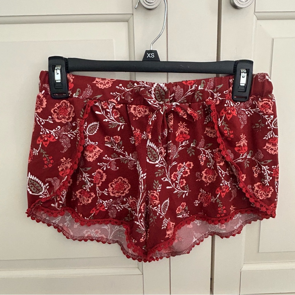 Candie's Burgundy Floral Shorts